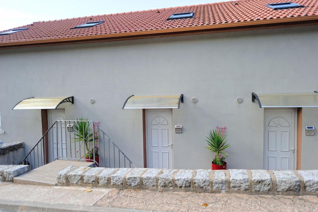 Appartement Du Tourisme Zonza Eksteriør bilde